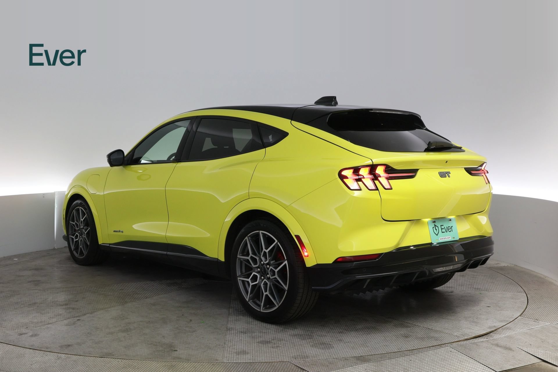 Used 2025 Ford Mustang Mach-E GT AWD/4WD image 17
