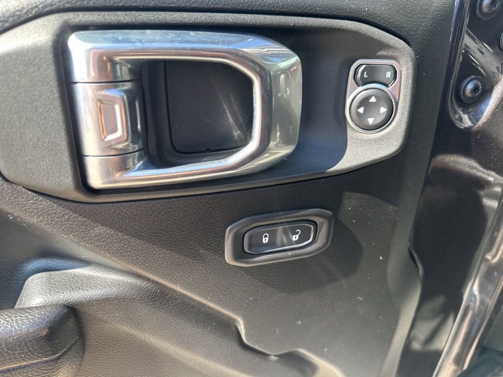 Used 2022 Jeep Wrangler Unlimited Rubicon w/ LED Lighting Group image 7