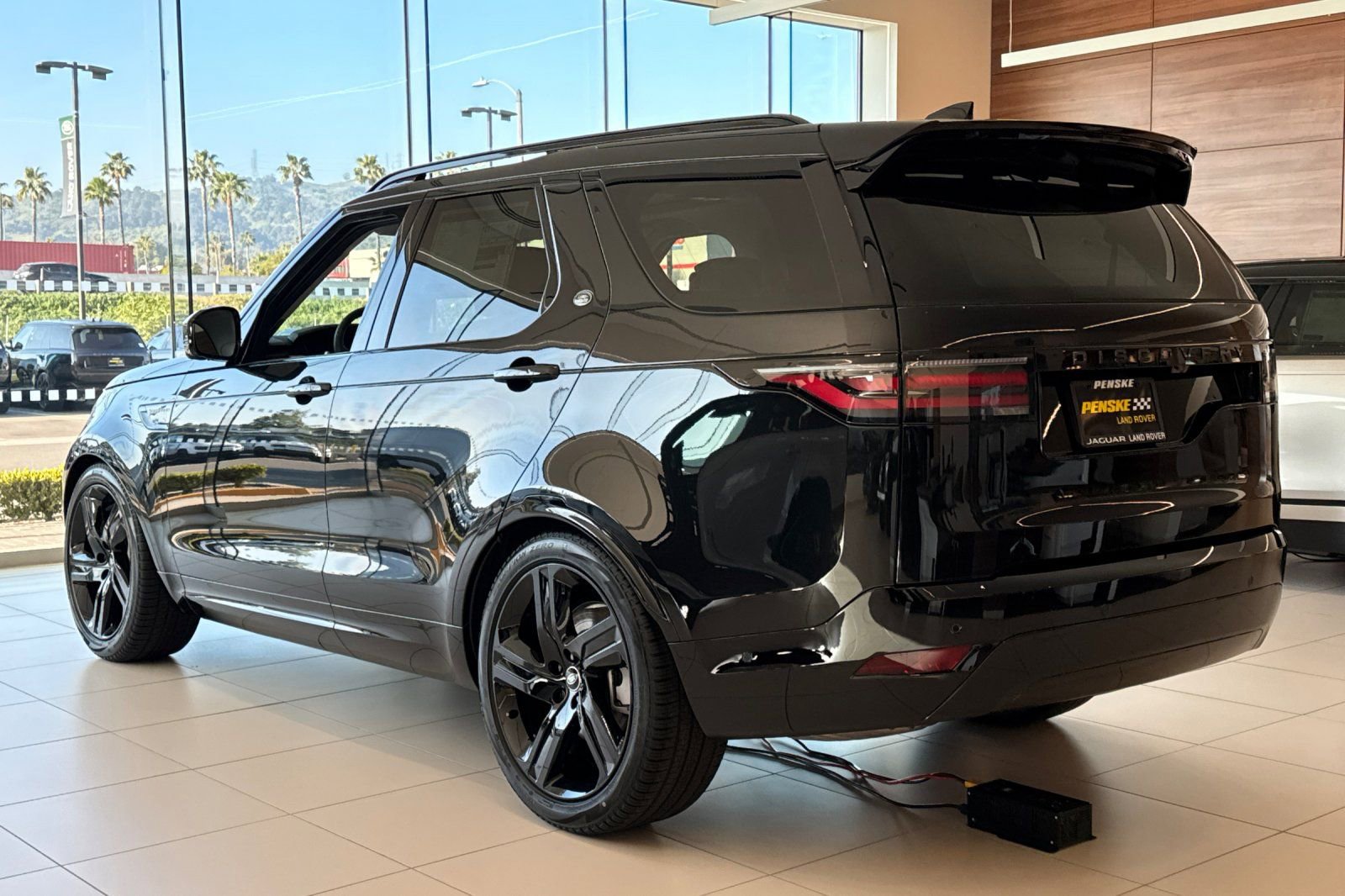 New 2026 Land Rover Discovery Dynamic SE AWD/4WD image 3