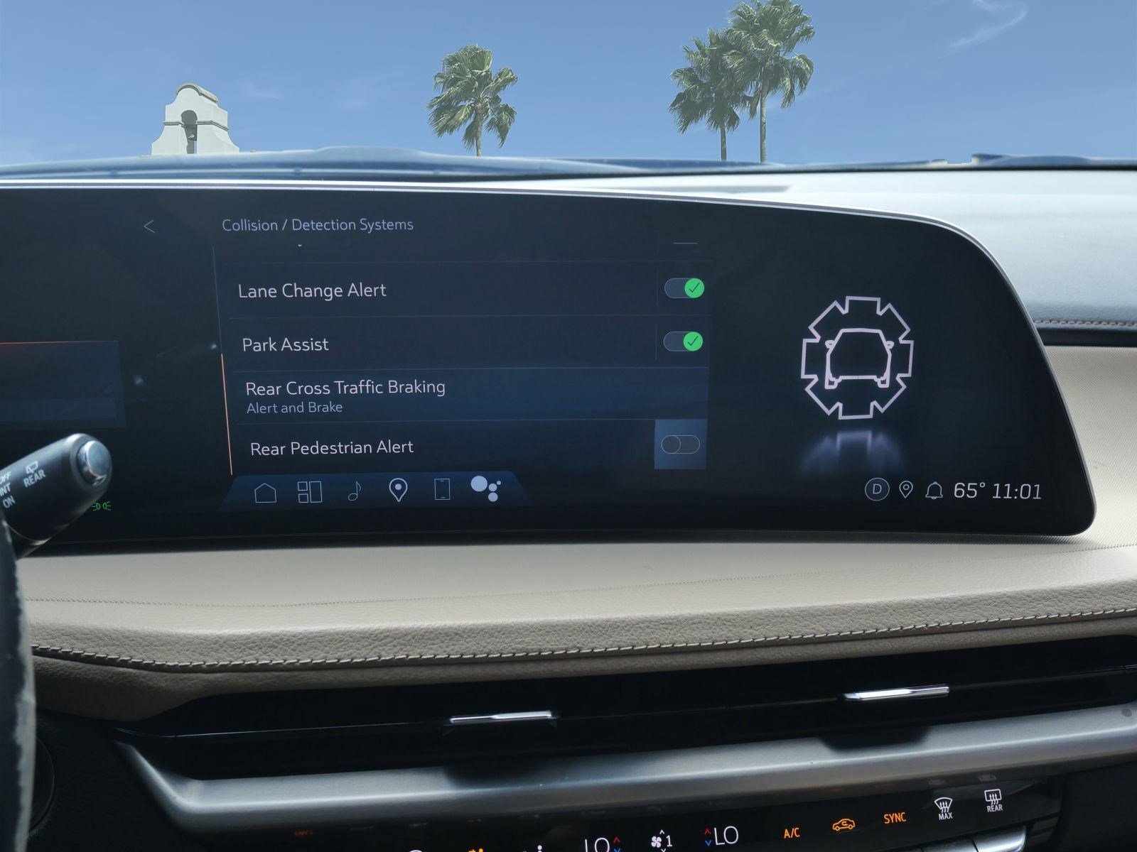 Used 2024 Cadillac XT4 Luxury image 16