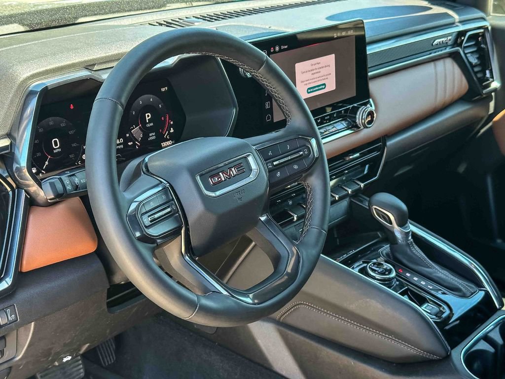 Used 2025 GMC Canyon AT4 w/ Nightfall Edition AWD/4WD image 11