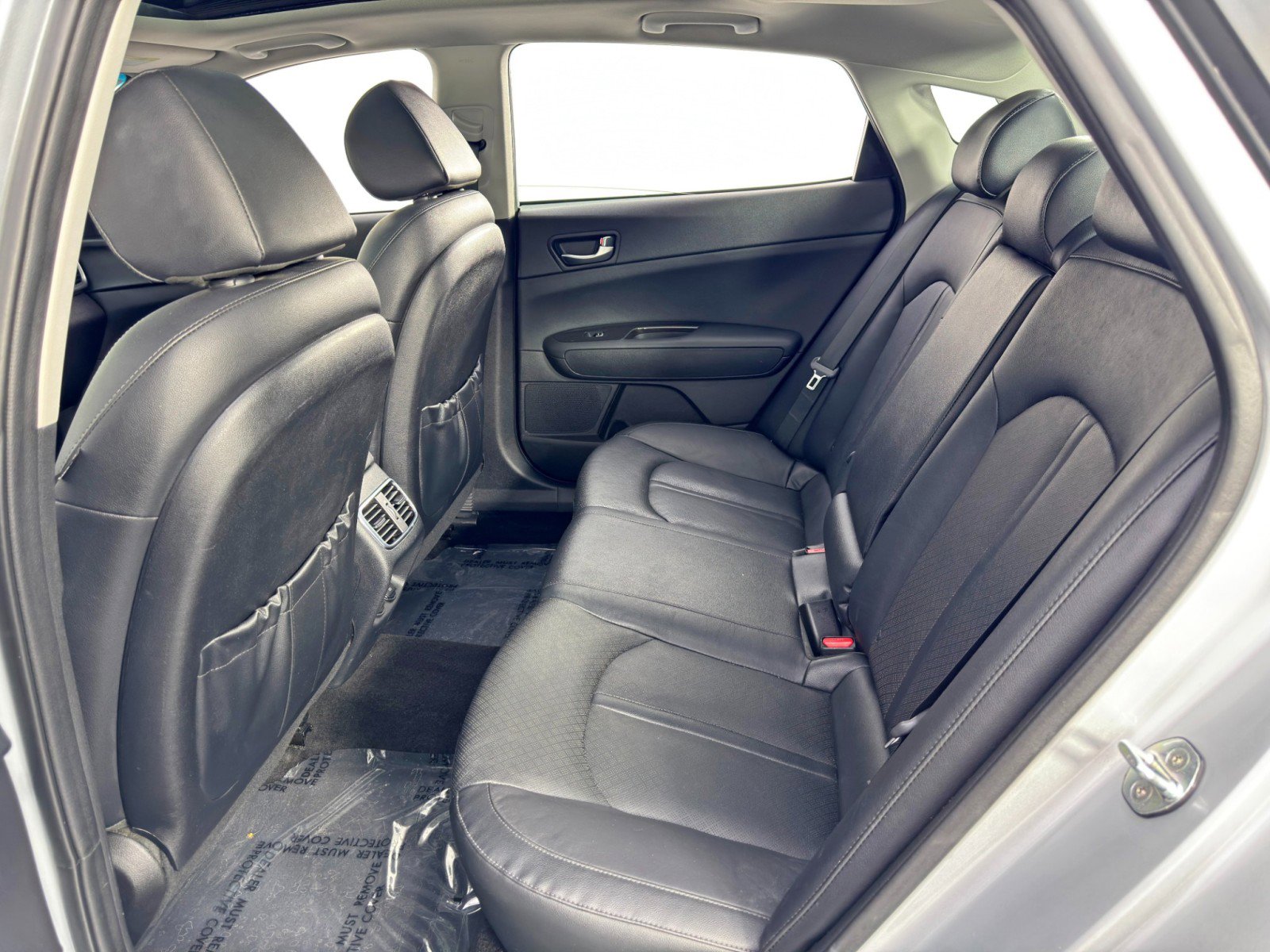 Used 2020 Kia Optima Premium image 38