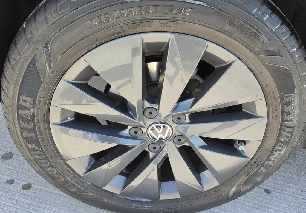 Used 2023 Volkswagen Taos S FWD image 10