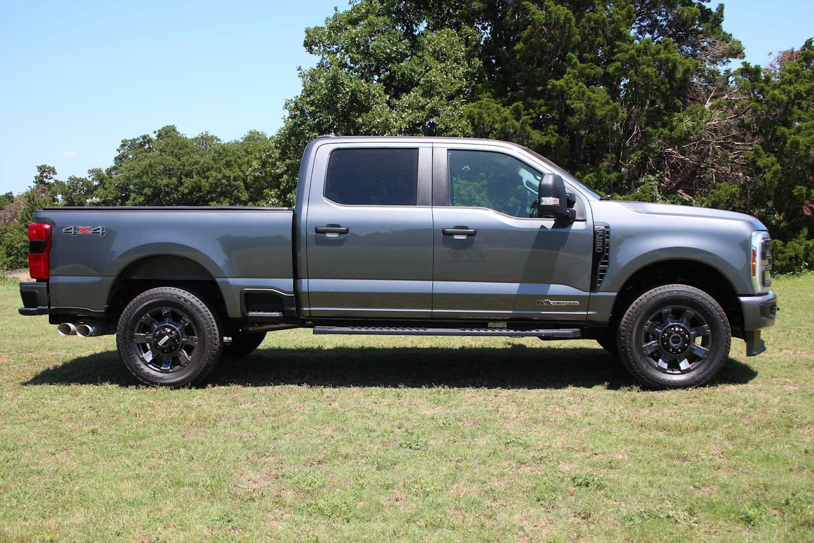 Used 2025 Ford F250 XL w/ STX Appearance Package AWD/4WD image 15
