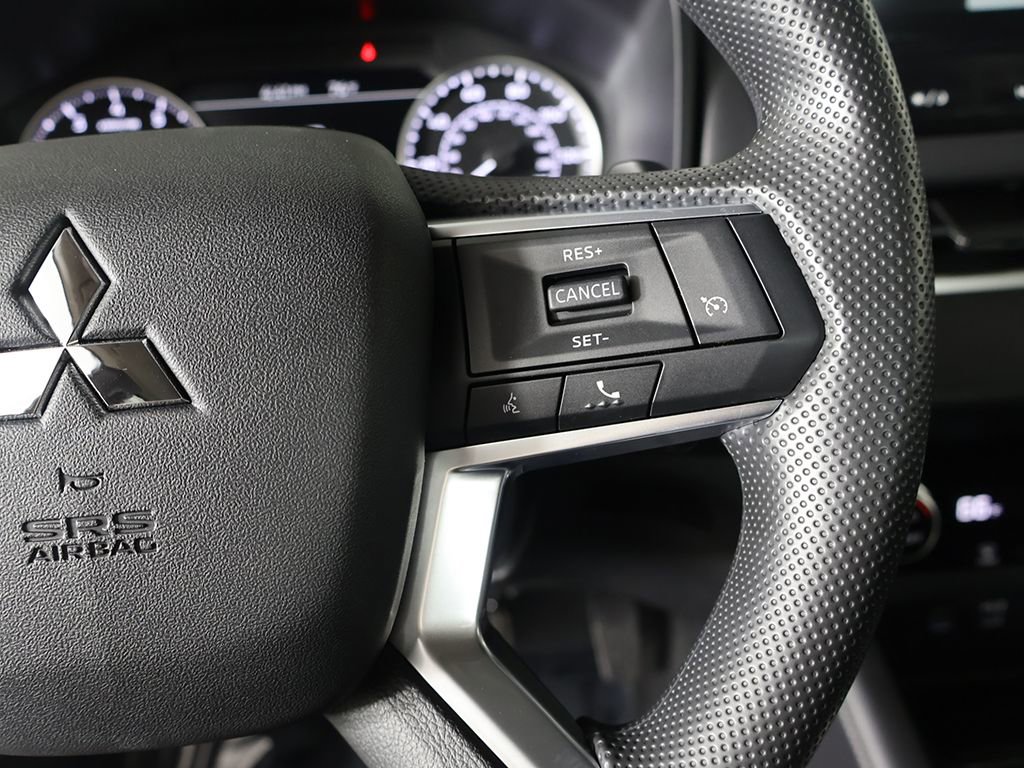 New 2026 Mitsubishi Outlander ES AWD/4WD image 41
