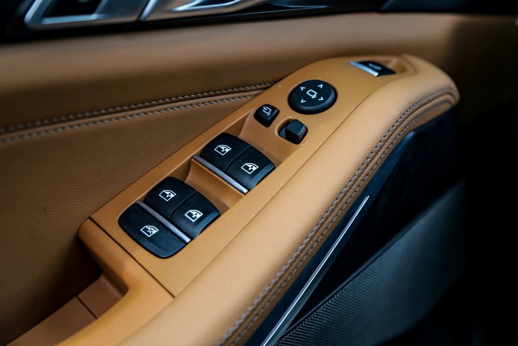 Certified 2025 BMW X5 M60i image 19