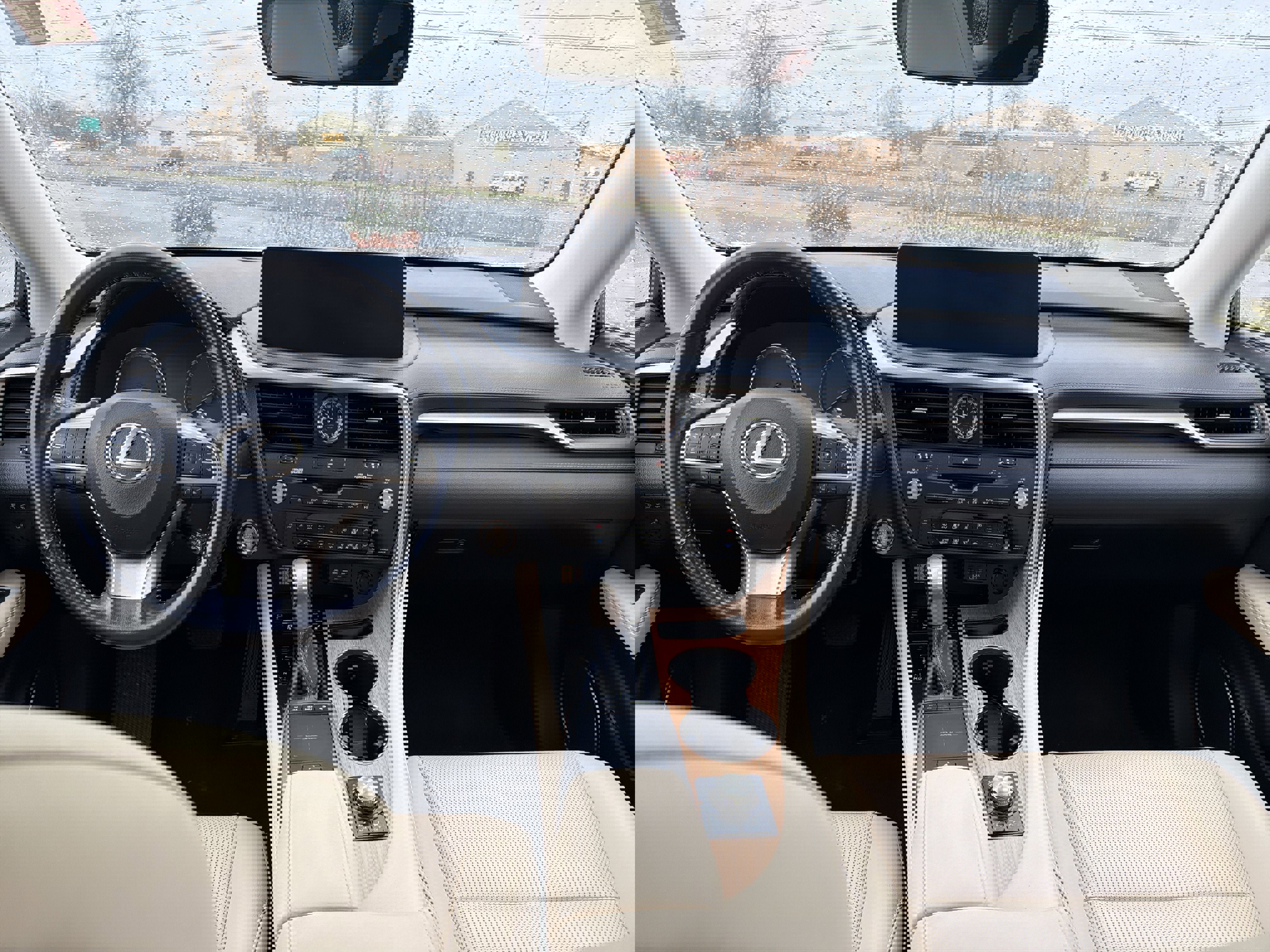 Used 2021 Lexus RX 350L Premium image 10