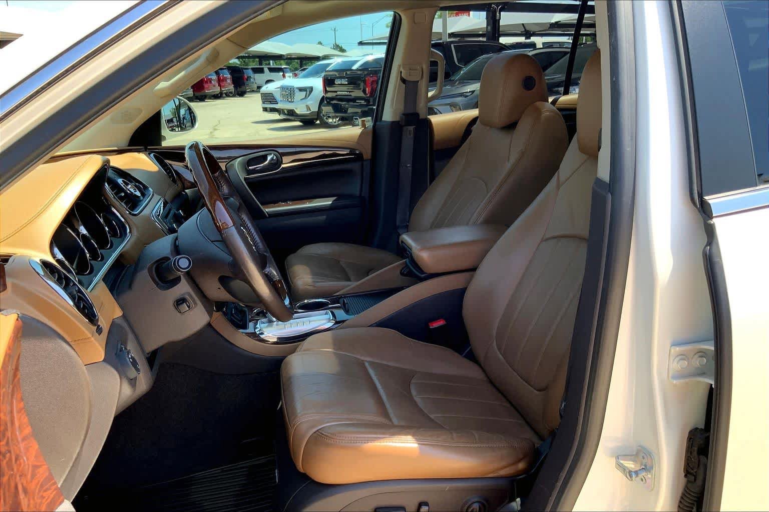 Used 2015 Buick Enclave Premium w/ Experience Buick Package FWD image 8