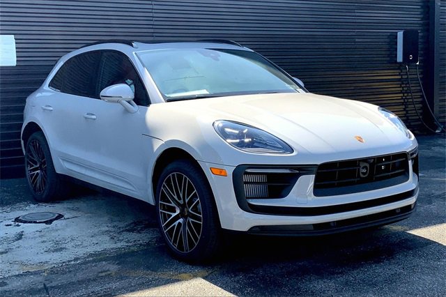 New 2026 Porsche Macan S image 12