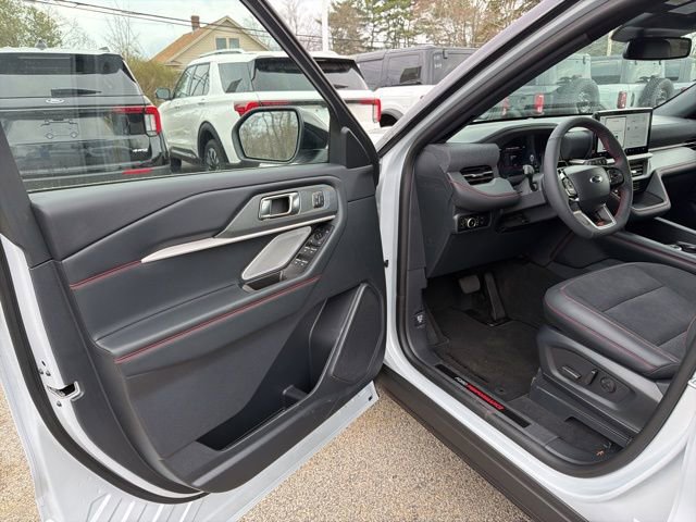 New 2026 Ford Explorer ST image 14