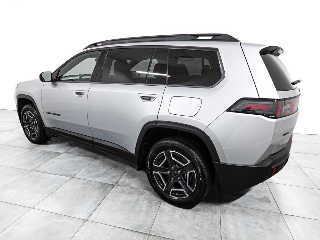 New 2026 Jeep Cherokee Laredo AWD/4WD image 5