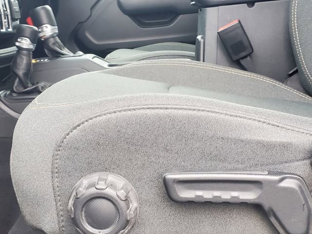 Used 2025 Jeep Wrangler Sport AWD/4WD image 9