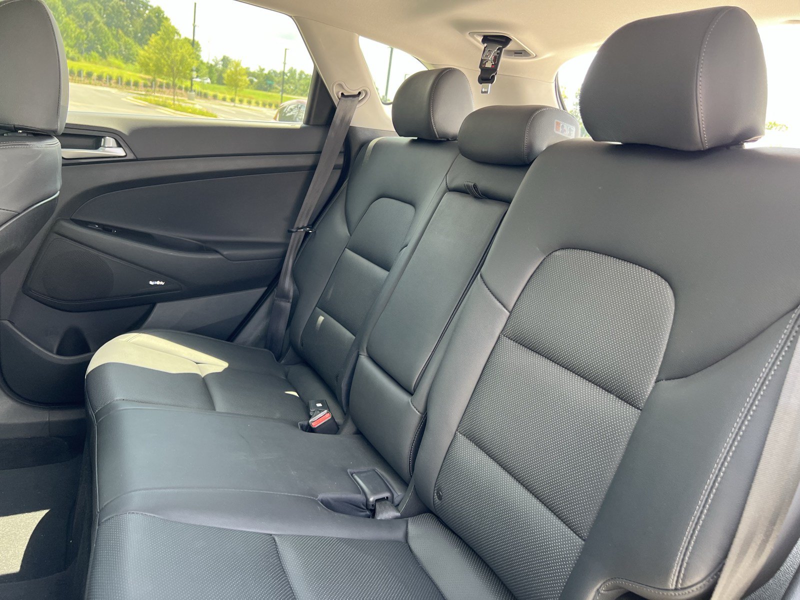 Used 2021 Hyundai Tucson Ultimate w/ Cargo Package FWD image 32