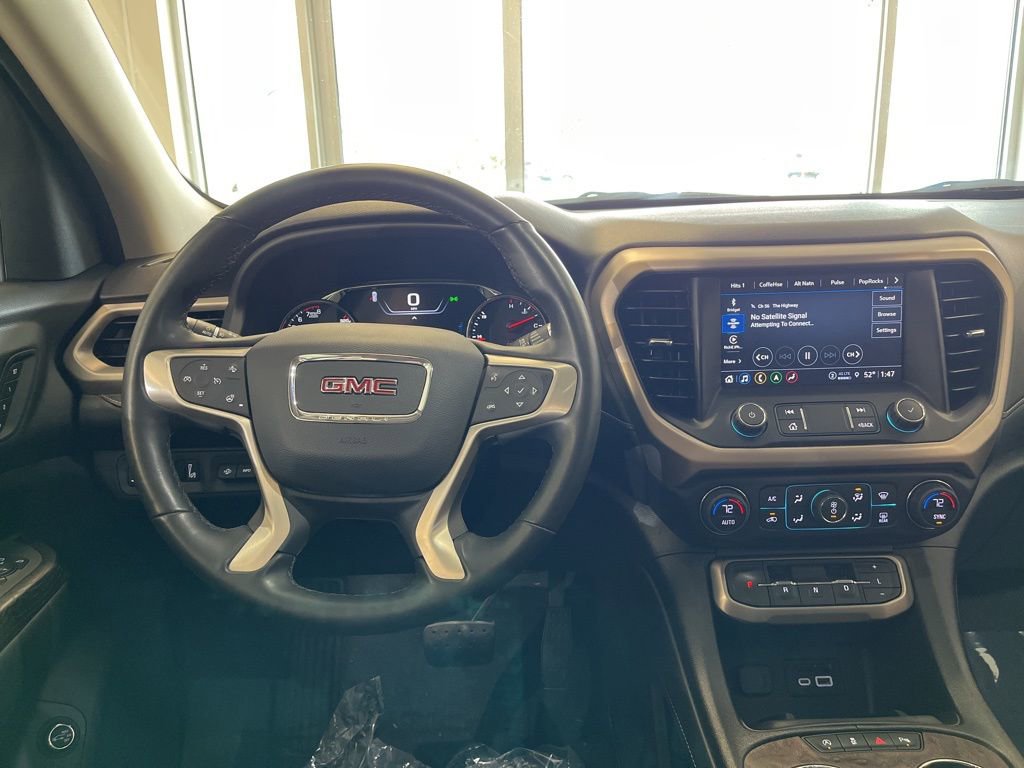 Used 2023 GMC Acadia Denali w/ Denali Ultimate Package image 18