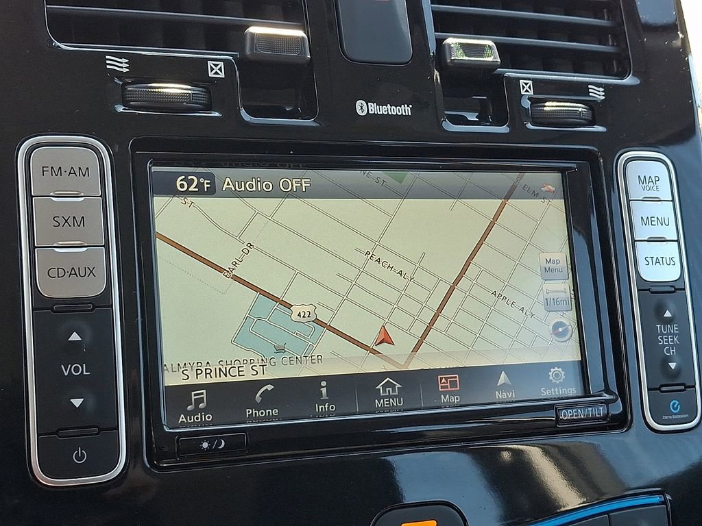 Used 2016 Nissan Leaf SV FWD image 18