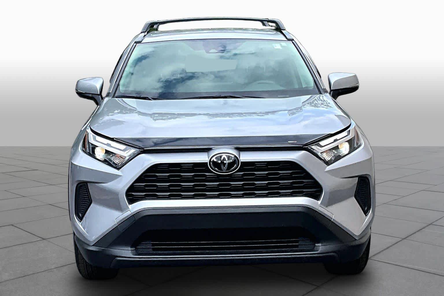Certified 2025 Toyota RAV4 XLE AWD/4WD image 4