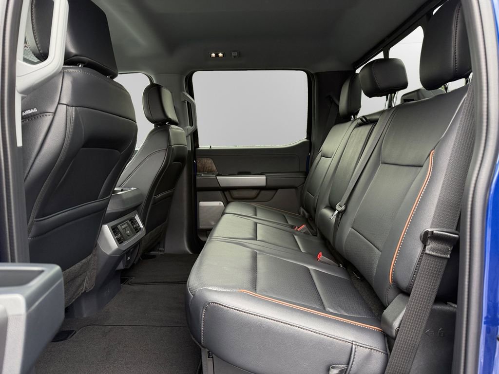 New 2026 Ford F250 Lariat w/ Black Appearance Package image 15