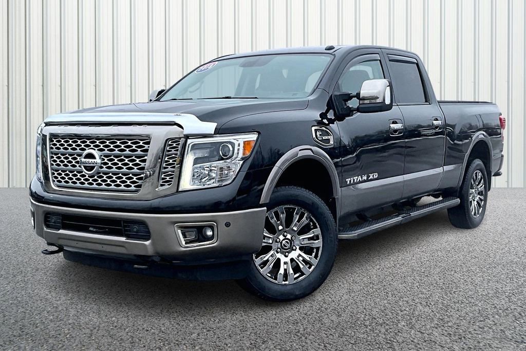 Used 2018 Nissan Titan Platinum Reserve image 3
