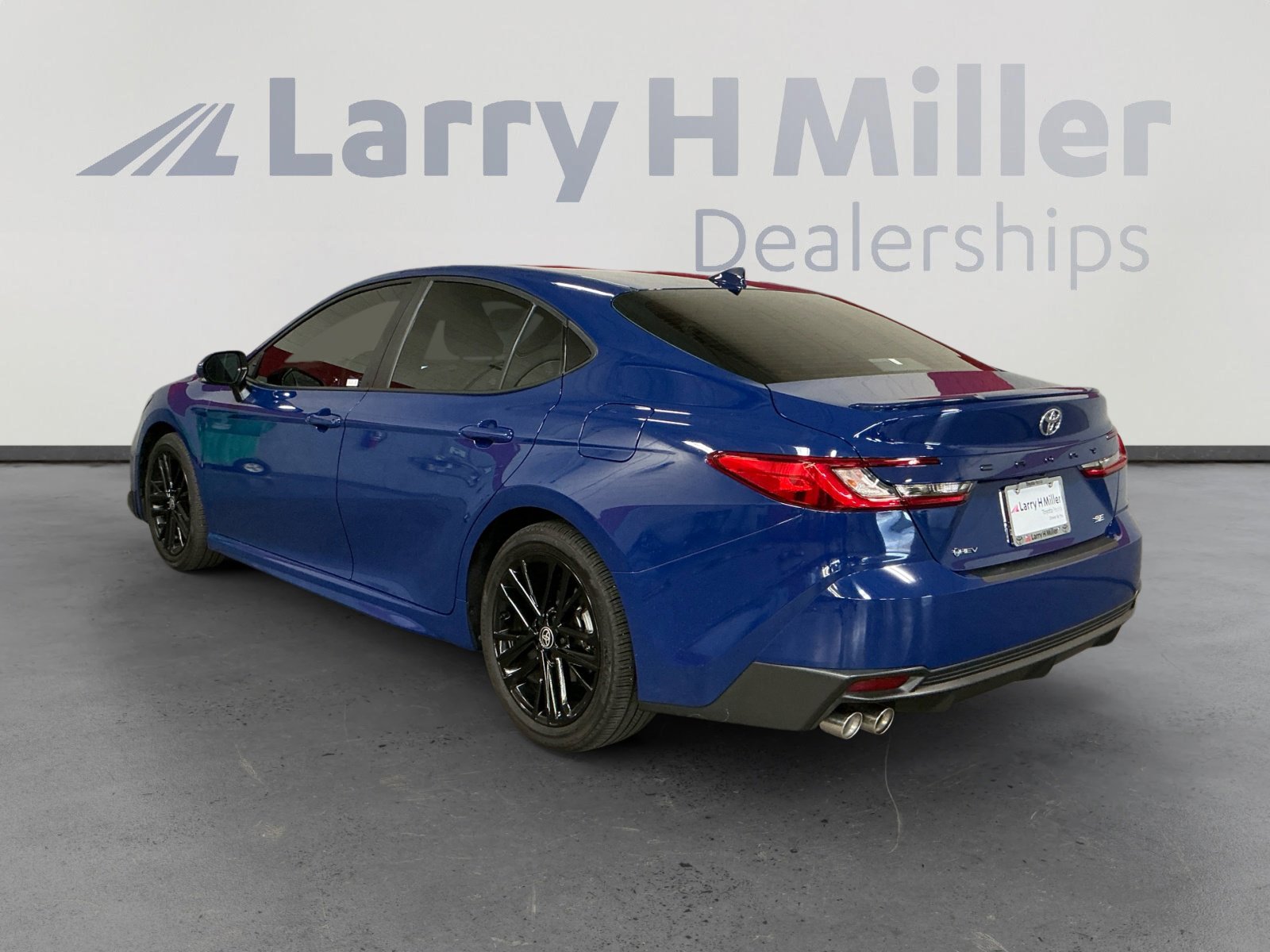 Certified 2025 Toyota Camry SE w/ Multimedia Upgrade Package FWD image 3