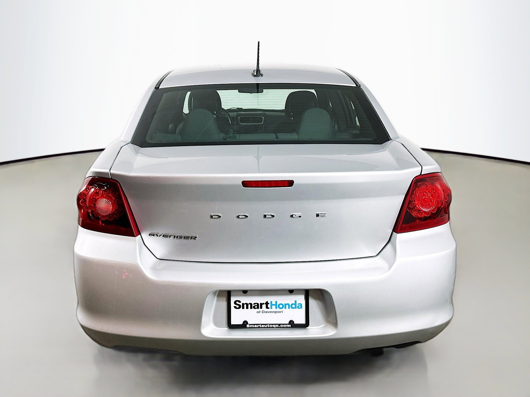 Used 2011 Dodge Avenger Express image 6