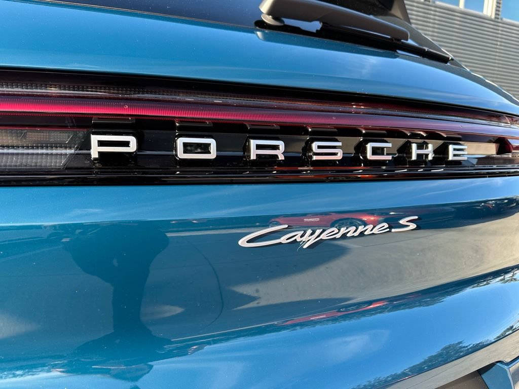 Used 2026 Porsche Cayenne S AWD/4WD image 14