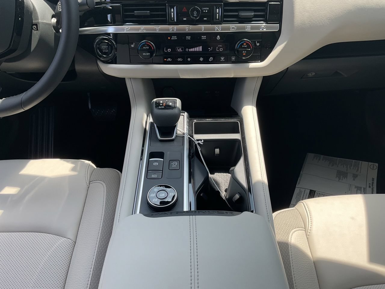 New 2026 Nissan Pathfinder SL AWD/4WD image 18
