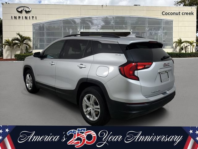 Used 2019 GMC Terrain SLE w/ Driver Convenience Package FWD image 4