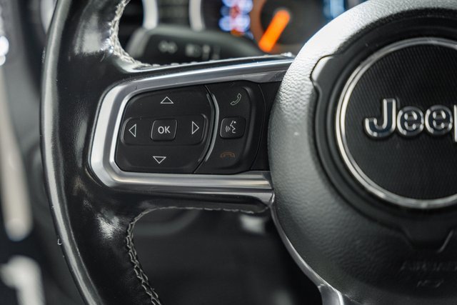 Used 2020 Jeep Wrangler Unlimited Sahara image 31