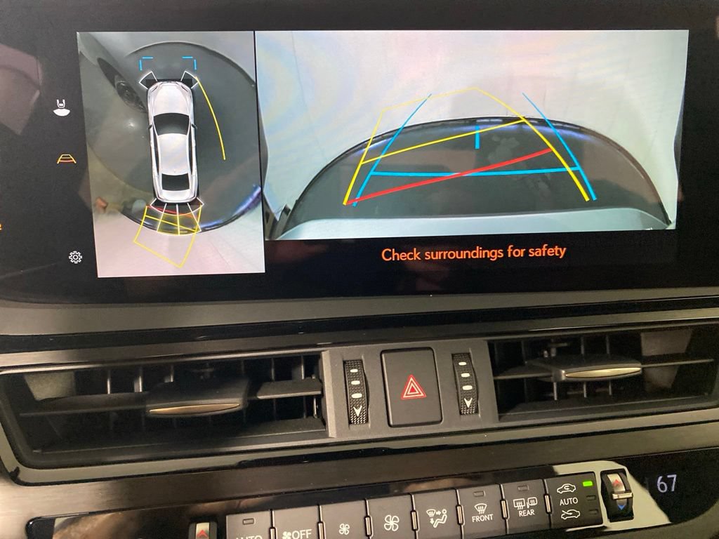 Used 2025 Lexus ES 300h w/ Accessory Package (Z1) FWD image 21