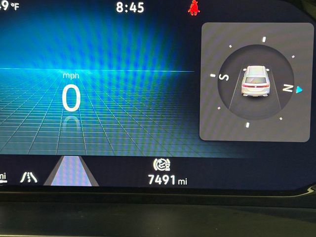 Used 2025 Volkswagen Atlas SE image 8