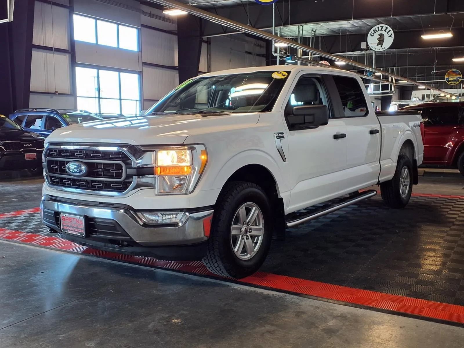 Used 2022 Ford F150 XLT w/ Trailer Tow Package AWD/4WD image 3