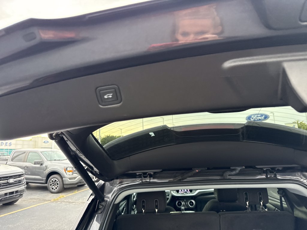 Used 2021 Chevrolet Blazer LT AWD/4WD image 14