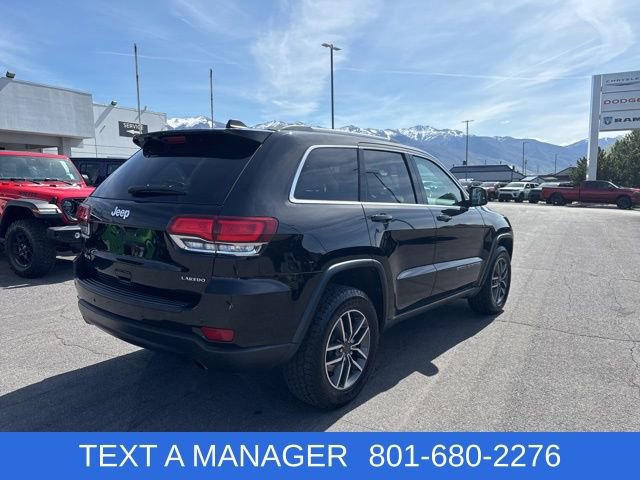 Used 2020 Jeep Grand Cherokee Laredo w/ 18" Wheel & 8.4" Radio Group AWD/4WD image 9