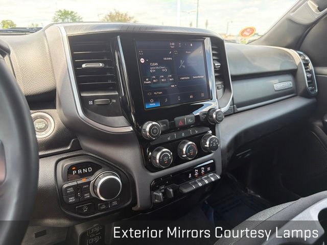 Used 2025 RAM 1500 Big Horn AWD/4WD image 33