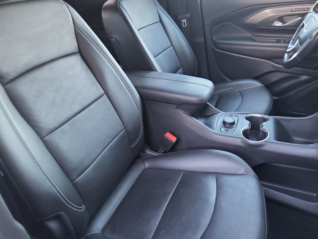 Used 2022 GMC Terrain SLT image 20