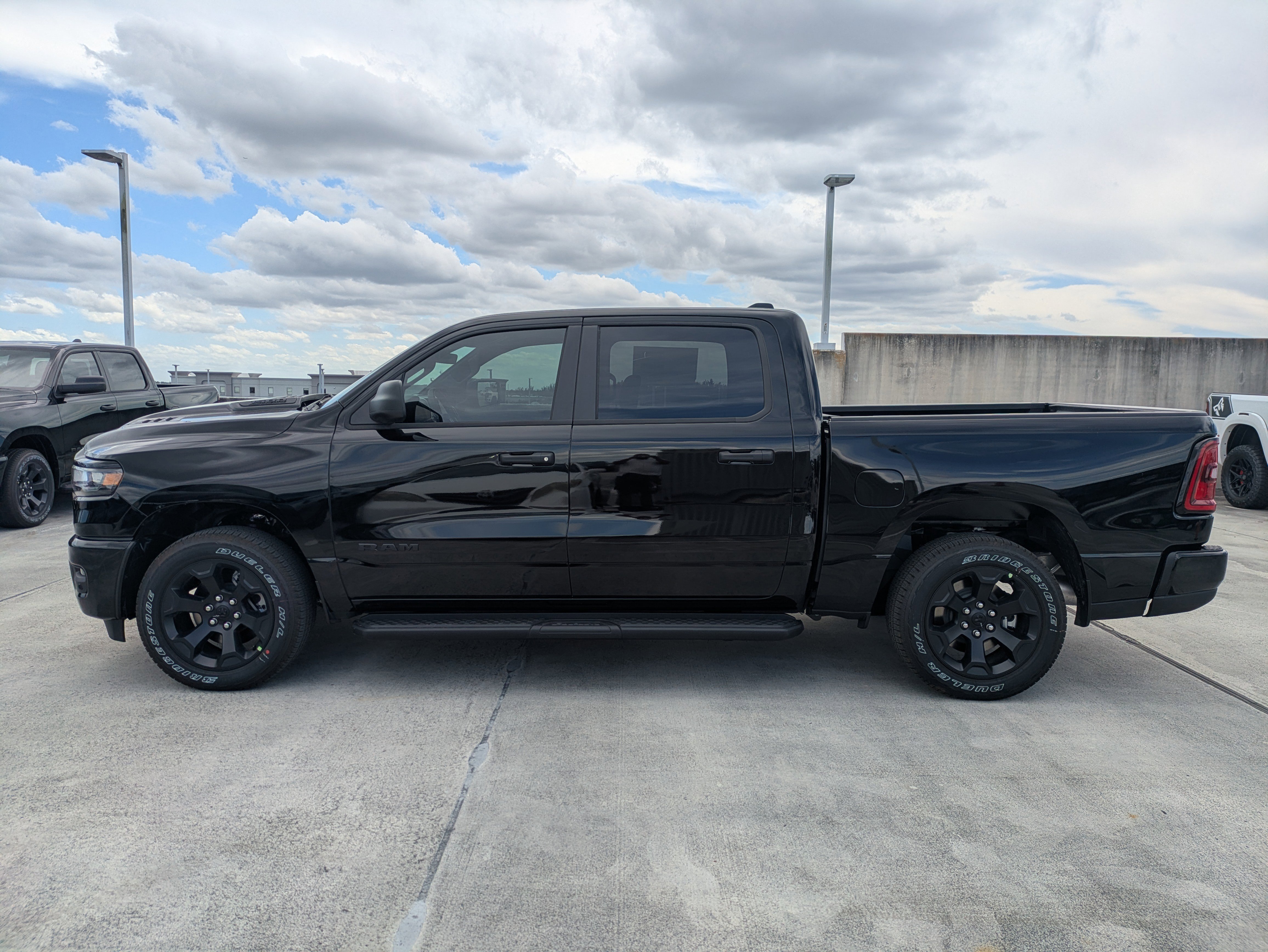 New 2026 RAM 1500 Express image 8