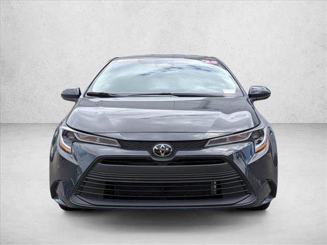 Used 2025 Toyota Corolla LE image 2