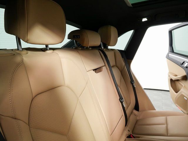 New 2026 Porsche Macan S image 24