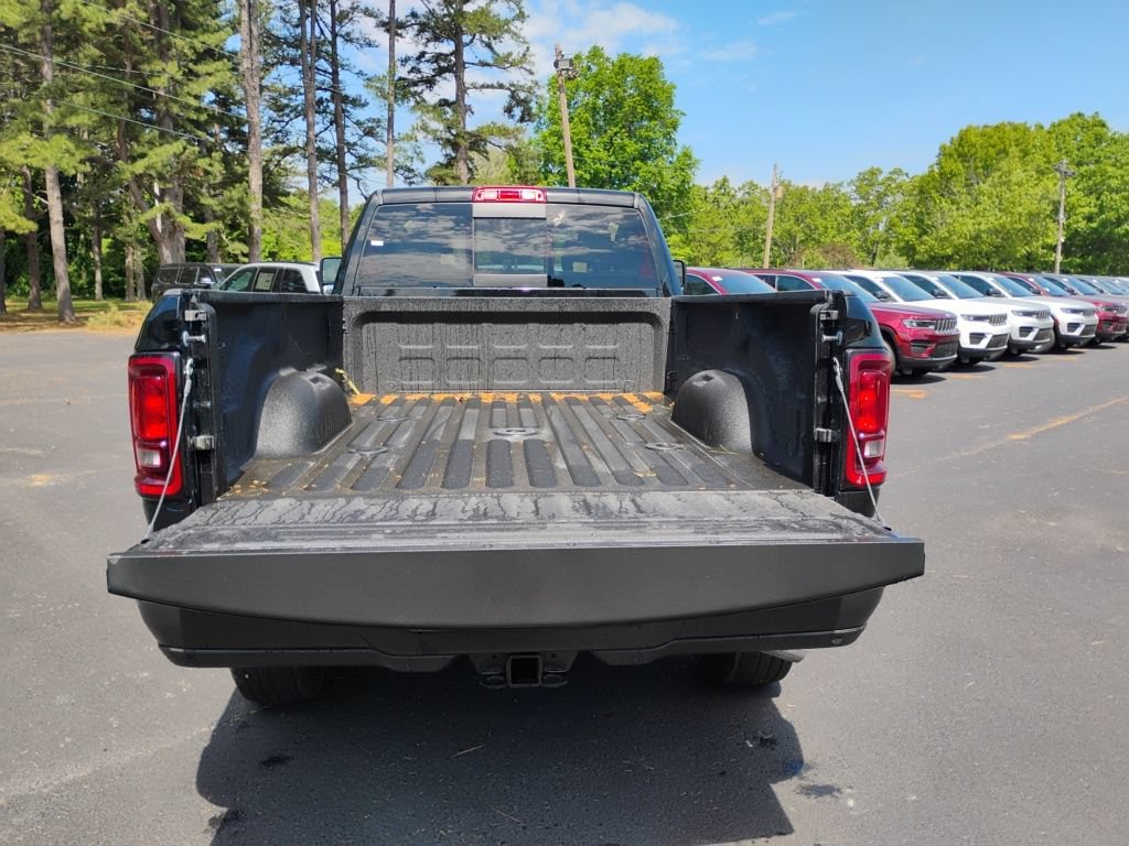 New 2026 RAM 3500 Tradesman AWD/4WD image 15