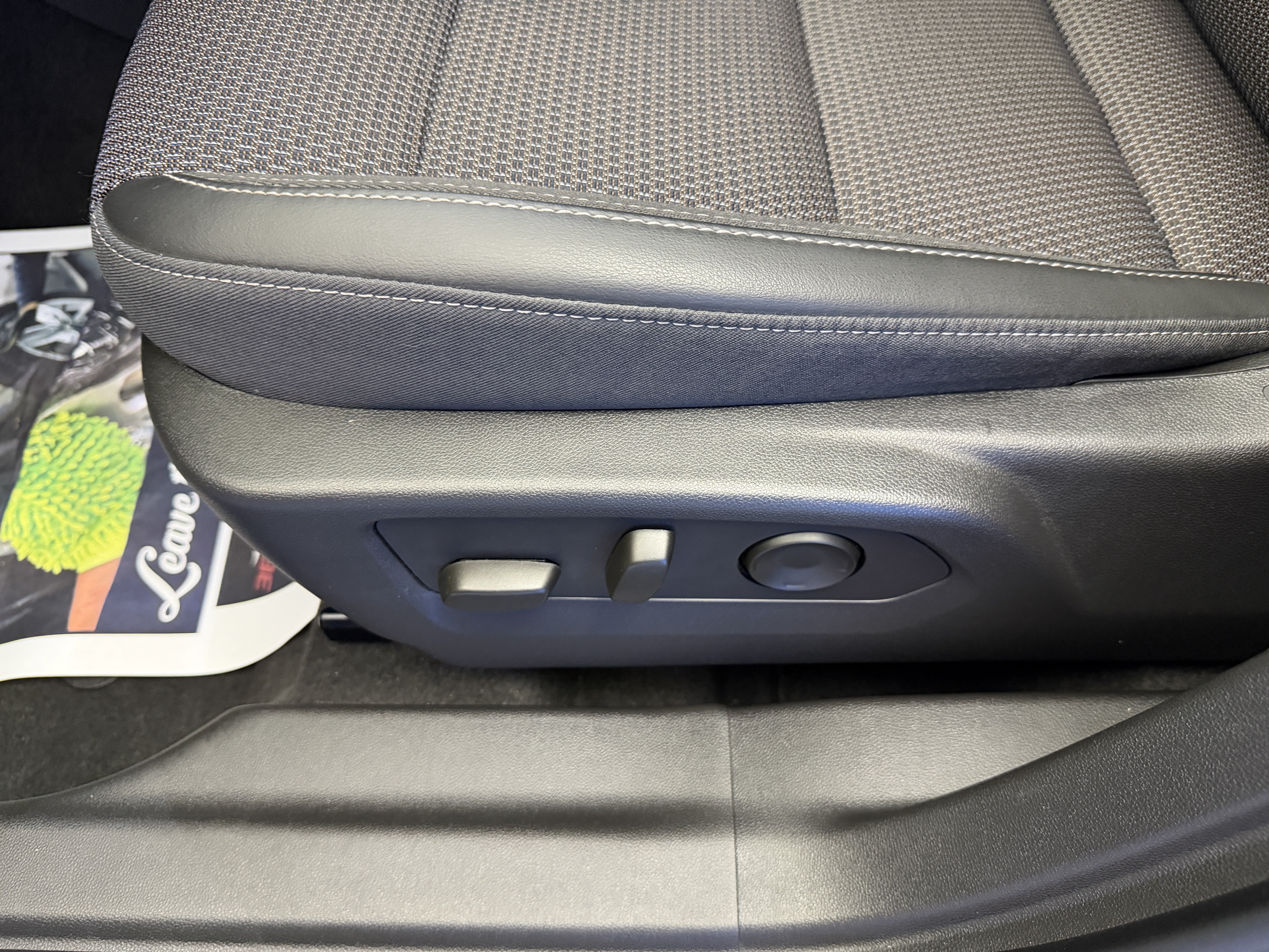 Used 2022 Buick Envision Preferred FWD image 13