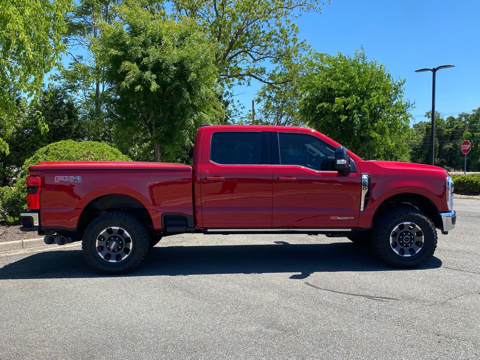 Certified 2024 Ford F250 Lariat w/ Lariat Ultimate Package AWD/4WD image 3