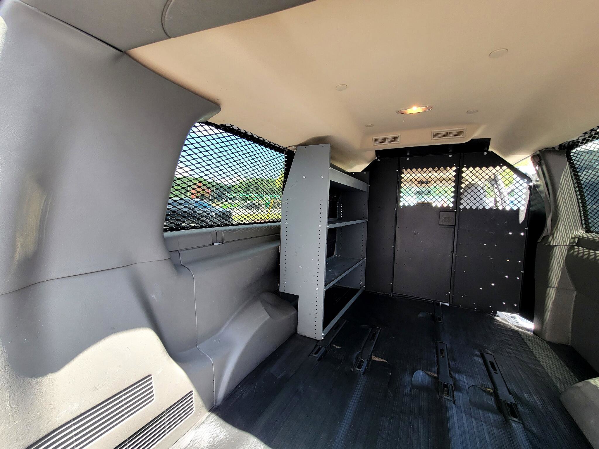 Used 2023 Chevrolet Express 3500 LS image 27