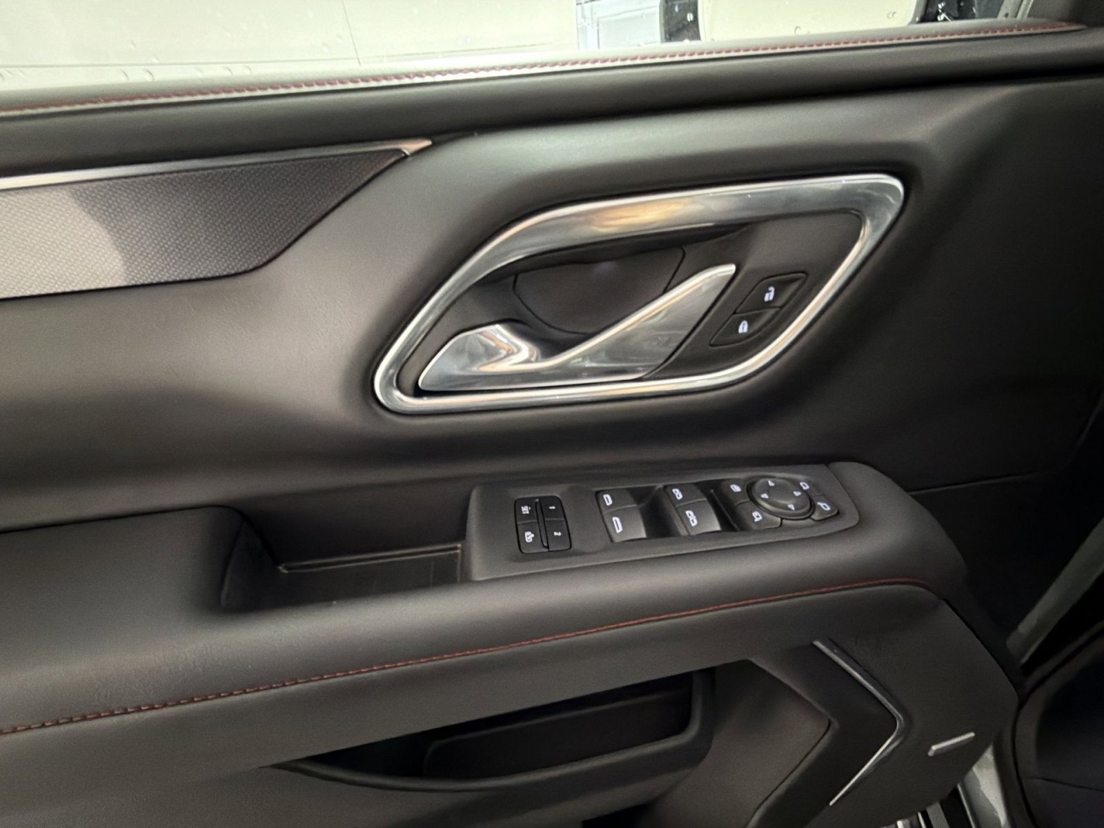 Used 2024 Chevrolet Tahoe RST w/ Luxury Package image 15