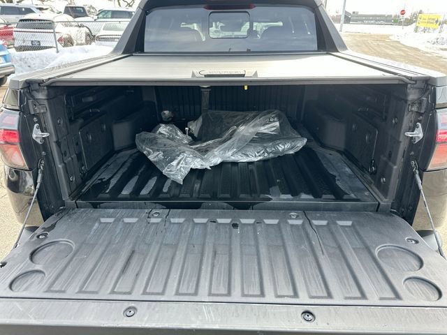 Used 2025 Hyundai Santa Cruz Limited image 24