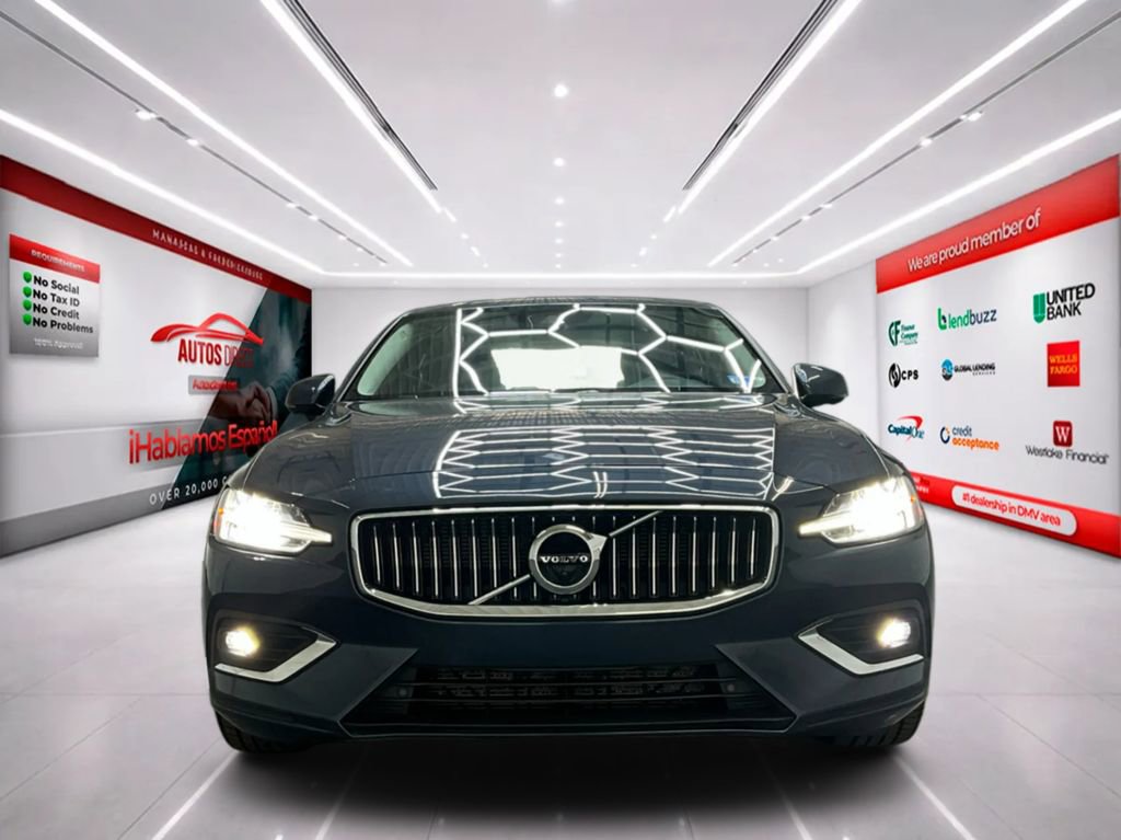 Used 2022 Volvo S60 B5 Inscription AWD/4WD image 3