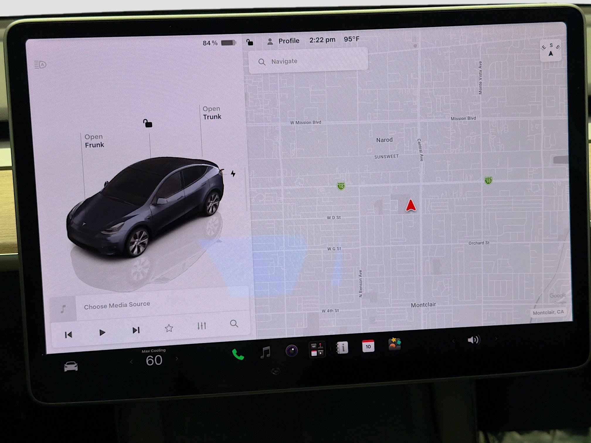 Used 2022 Tesla Model Y Long Range AWD/4WD image 9
