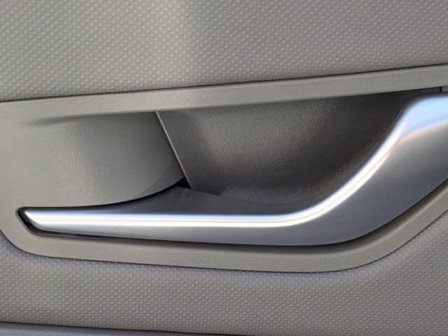 Used 2025 Hyundai Elantra SEL image 28