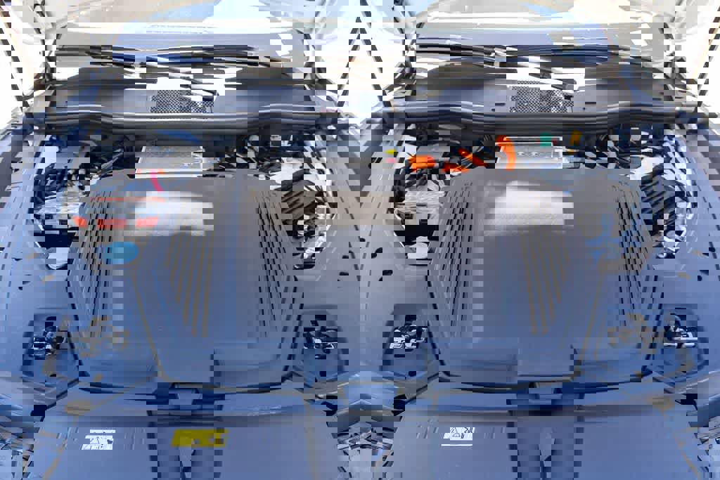 Used 2024 Audi Q8 e-tron Premium Plus w/ Premium Plus Package image 25