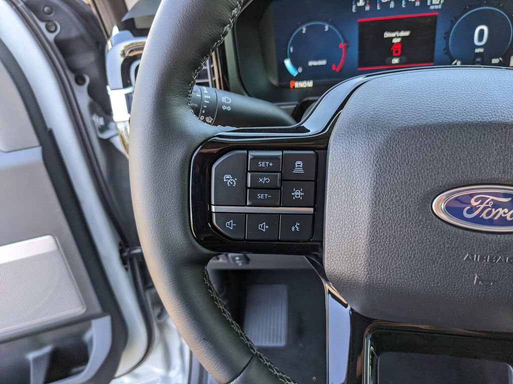 New 2026 Ford F250 Lariat w/ Black Appearance Package image 29