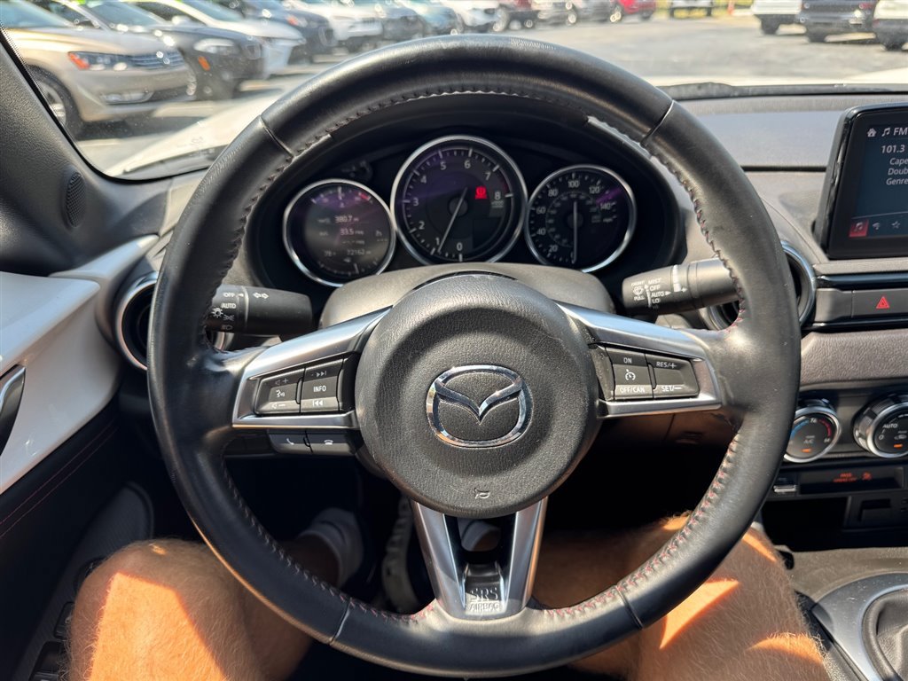 Used 2019 MAZDA MX-5 Miata RF Grand Touring w/ GT-S Package RWD image 11